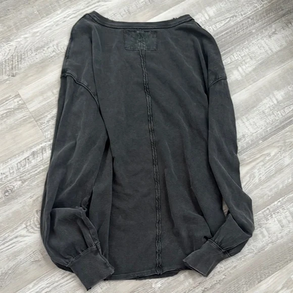 We The Free Black Long Sleeve Tee Relaxed Fit - Picture 3 of 3